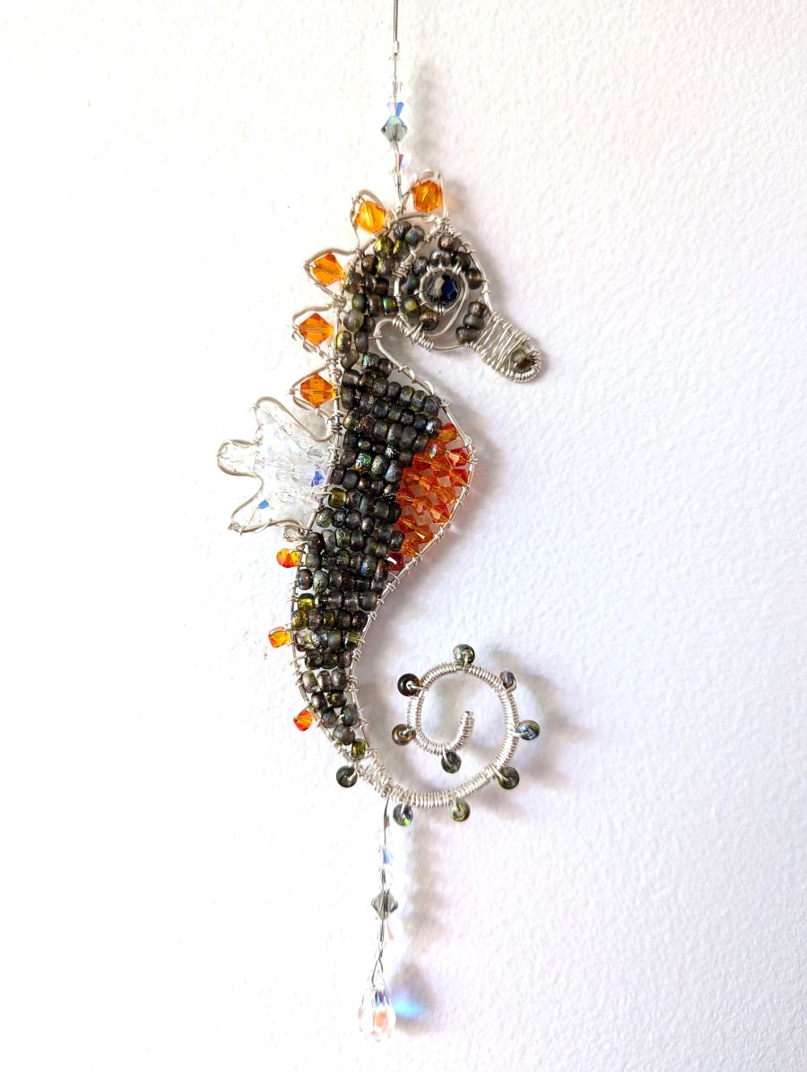 March Helen Dunn 12cm Seahorse Copy 2