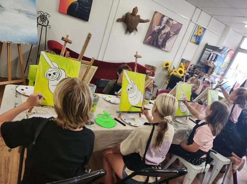 Good Evans Art Studio Kids Painting Classes